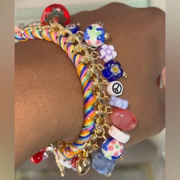 🍓 NWT Viral Atterri chunky Multicolor Ceramic & Cubic Zirconia charm Bracelet - Picture 3 of 12